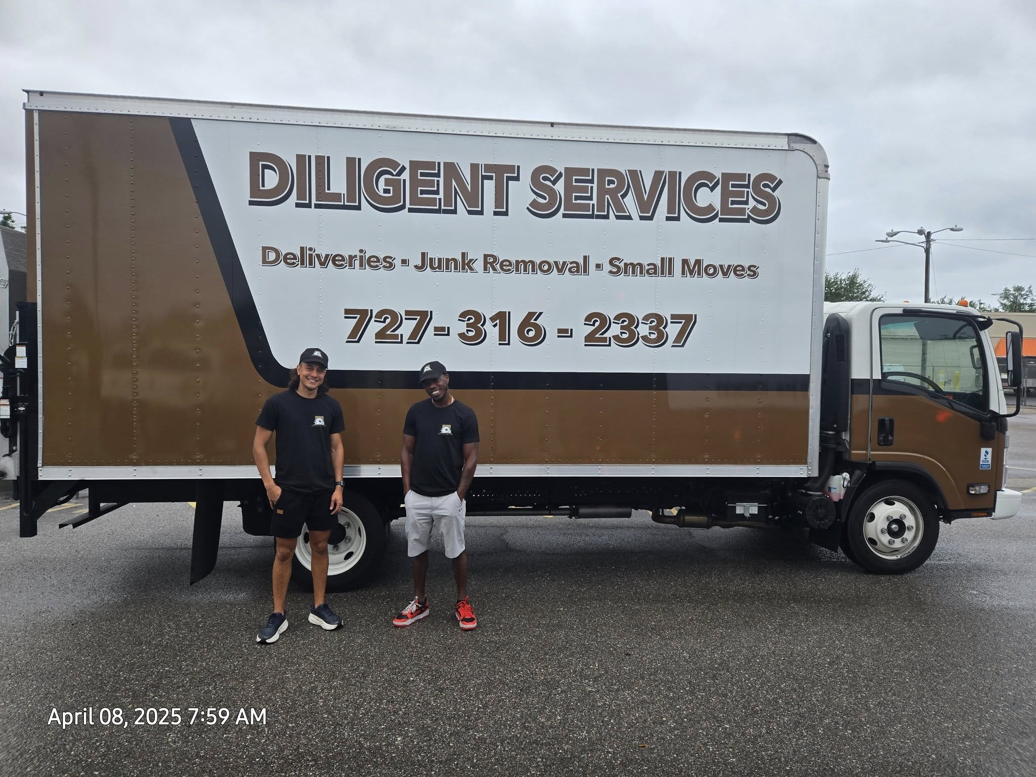 489504801_670526035918855_9133983043358288661_n Ready to work with a moving company that actually cares?